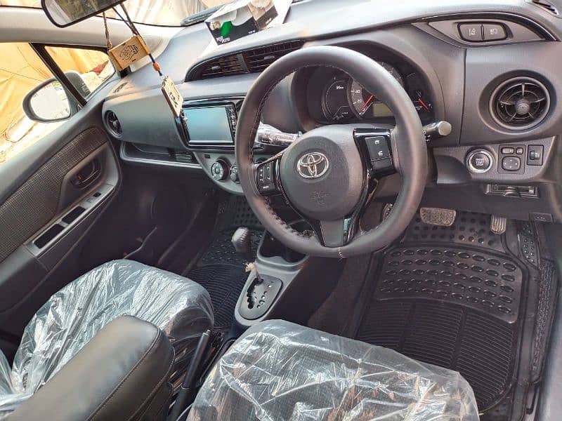 Toyota Vitz 2021 6