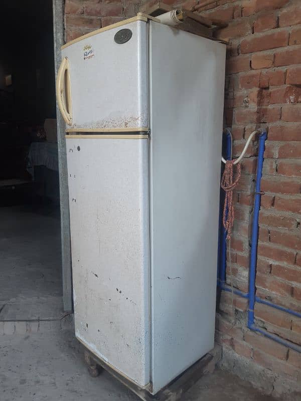 Singer Refrigerator for Sale 2