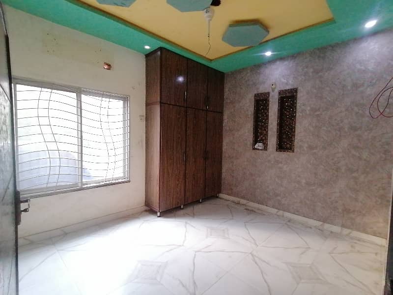 Corner 1013 Square Feet House For sale In Lalazaar Garden 19