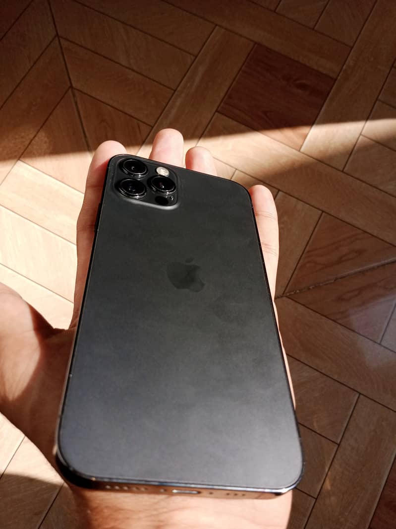 IPhone 12 Pro non PTA 4