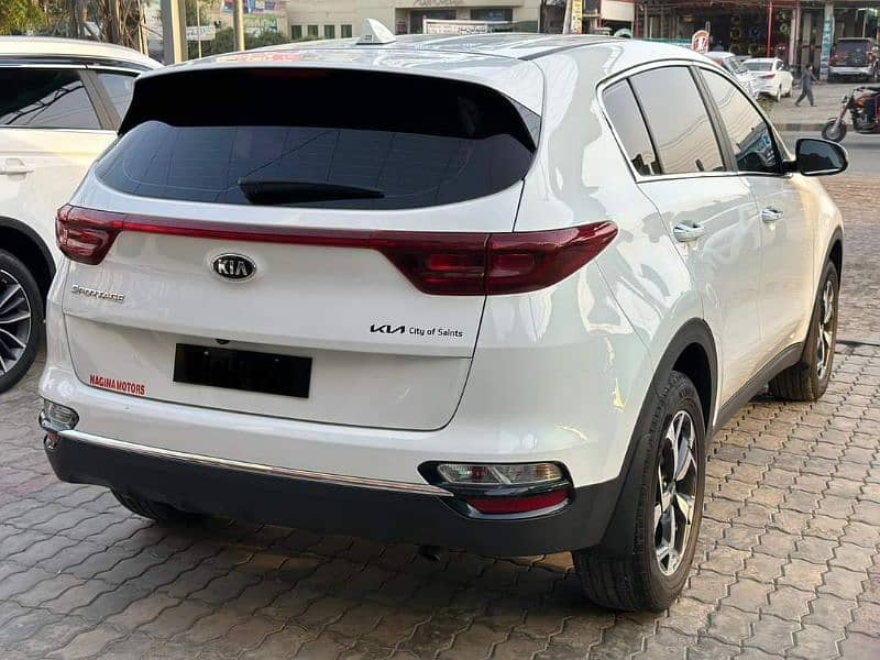 KIA Sportage 2022 4