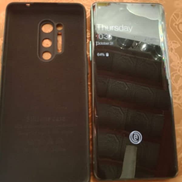 one Plus 8pro condition 10/10 No Sahd No line wid 65wt Charger 5