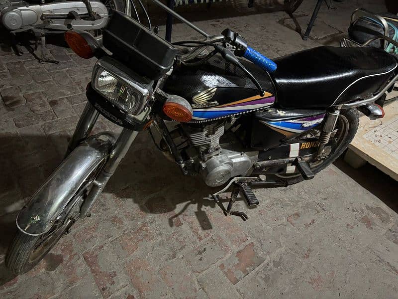 honda 125 for sale cumplate docomnts orignal plates b ha 4