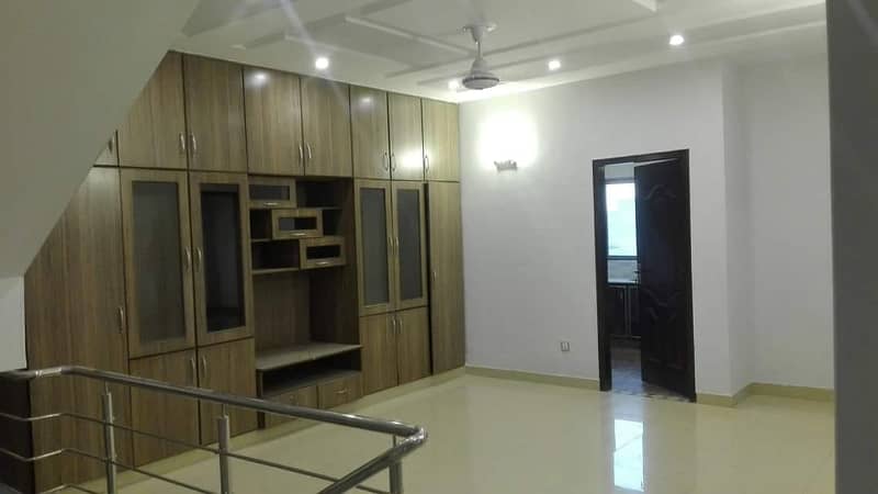 5 Bedroom 8 Marla House Size 30x60 Islamabad G 13 Double Story Full House For Rent 11