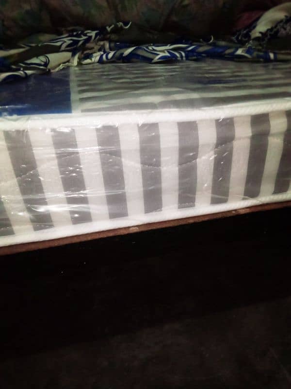 Rs-4500 New mattress medicated size 3.5/6 feet 5 inch motai 3