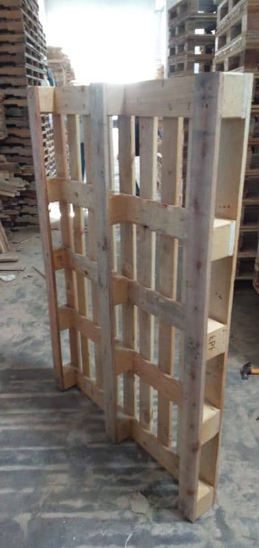 Plastic Pallets stock in Pakistan | New & used pallets | wooden pallet 7