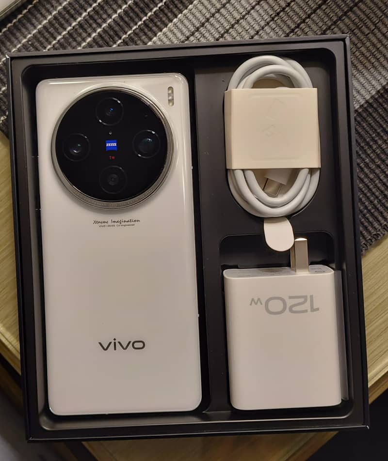 Vivo X100 Pro - White color (Official PTA approved) 0