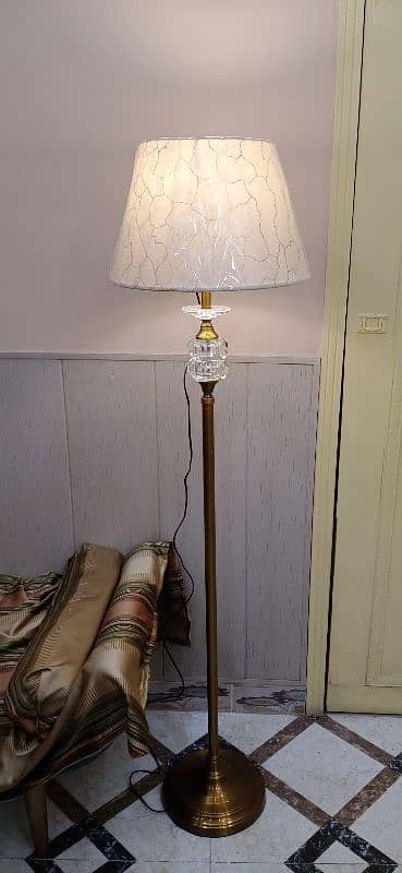 standing lamp 0