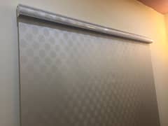 Window blinds-Roller Blinds Mini blinds-wallpapers-wood/vinyl flooring