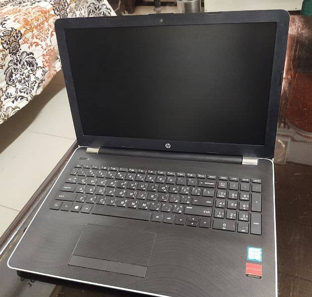 HP Notebook 15-bs010ne 2