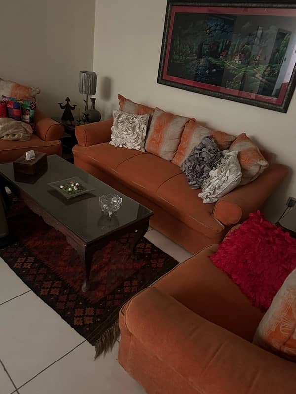 selling Used sofa set 6 seater 2