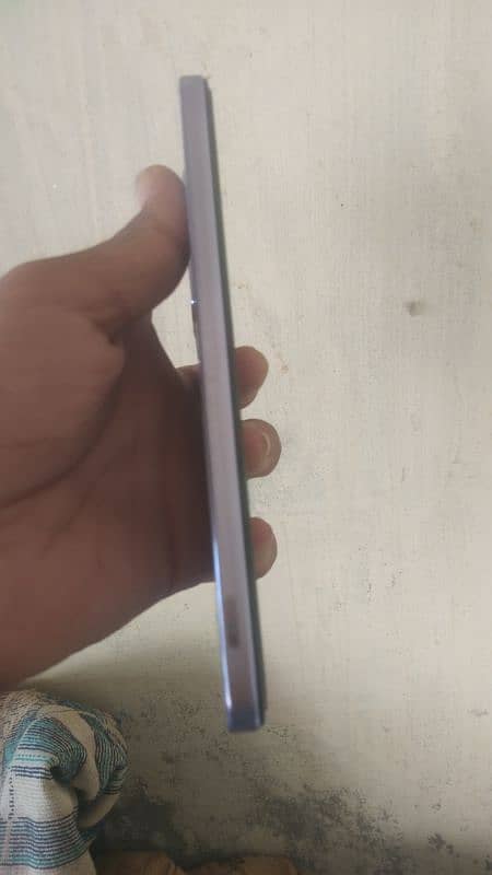 Vivo v27e Urgent for sale 4