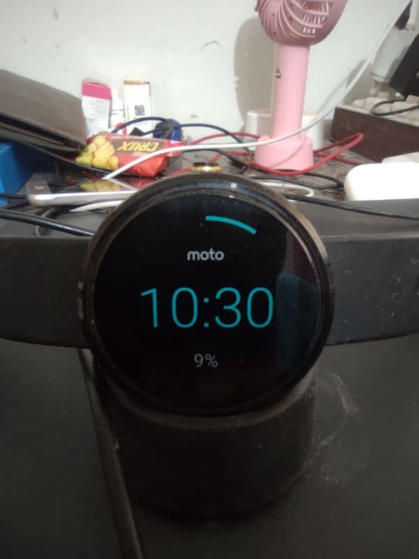 MOTOROLA MOTO 360 wear os 18