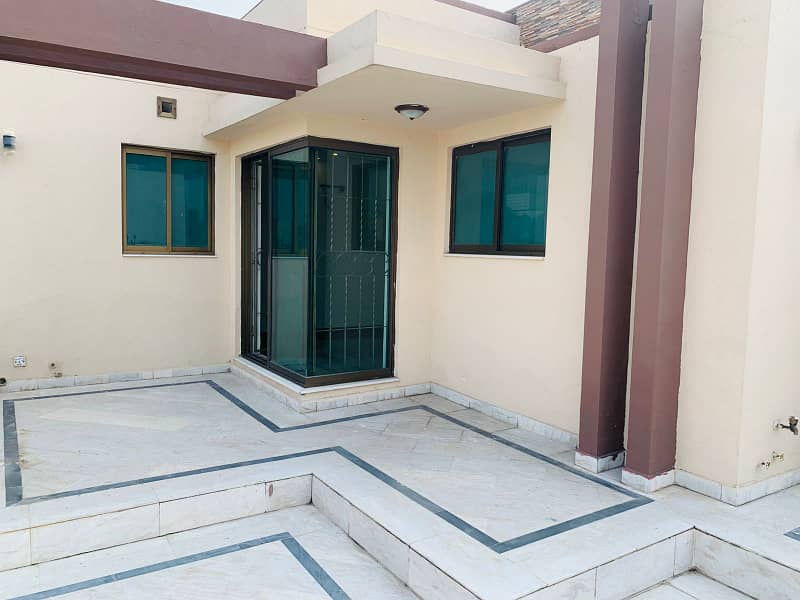 100% Original Pictures Best Location 10 Marla Double Storey (4-Bed, 5 Bath) House for Sale on 80 ft Road, Block L, Phase 5, DHA, Lahore 19