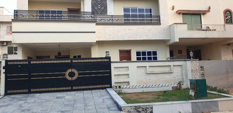 5 Bedroom Attach Washoom 8 Marla House Double Story G 13 Islamabad 5