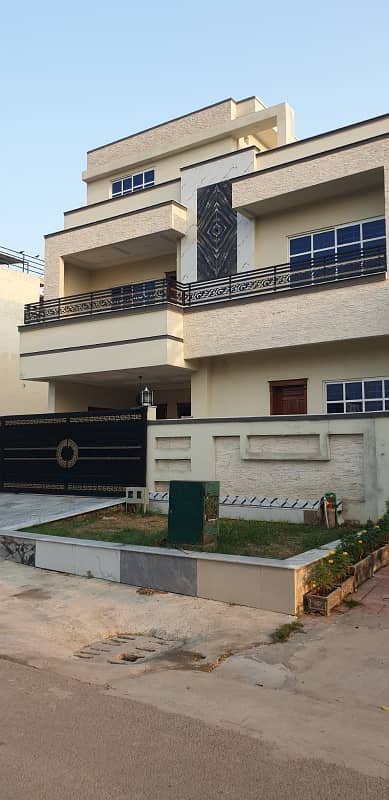 5 Bedroom Attach Washoom 8 Marla House Double Story G 13 Islamabad 9