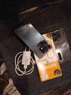 TECNO SPARK 20C NEW CONDITION. .