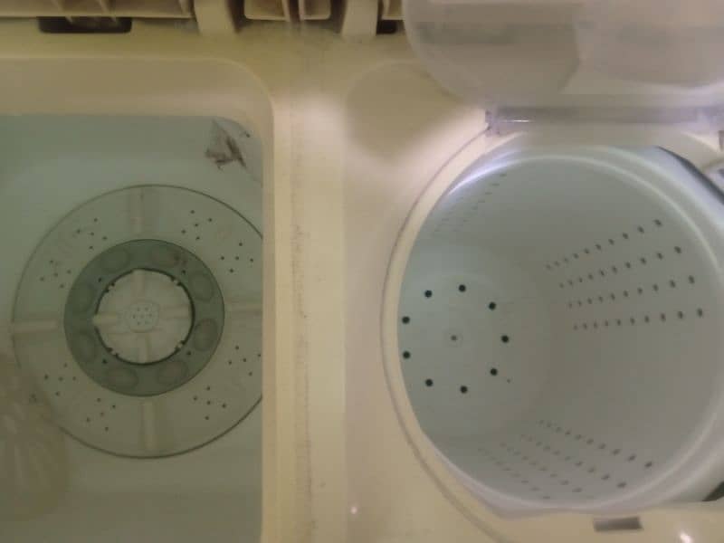 Kenwood washing machine 03235557557 1