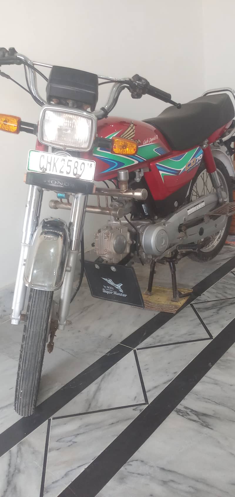 Honda CD 70 2018 3