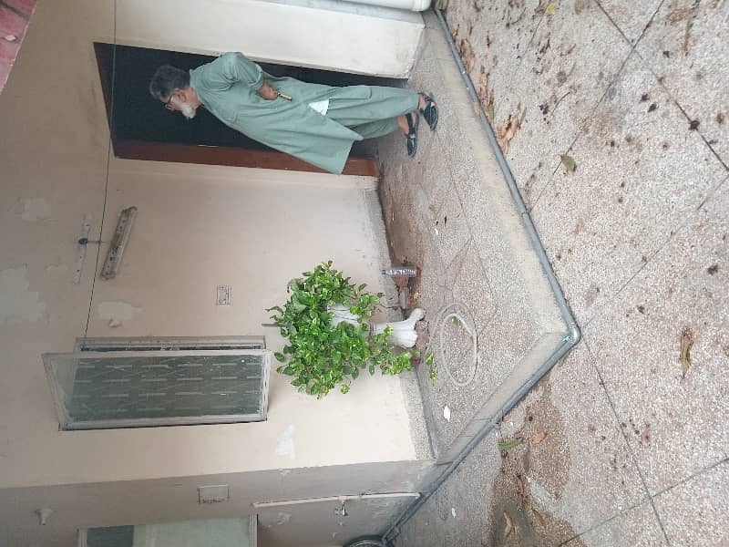 HOUSE FOR SALE IN ALLAMA IQBAL TOWN LAHORE RAVI BLOCK 9