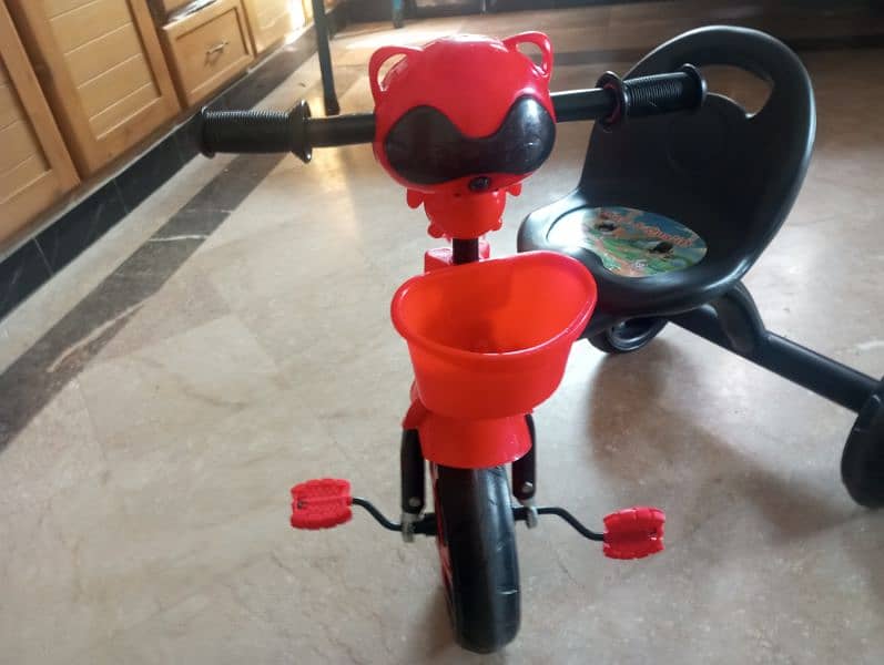 kids 3 wheeler bicycle for sale in new condition 4