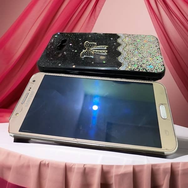 Sumsang j7 16GB Golden Colour (Only Phone No Accessories ) 5