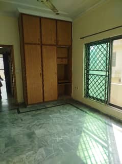 06 MARLA CORNER FIRST FLOOR FOR RENT IN JOHAR TOWN LAHORE