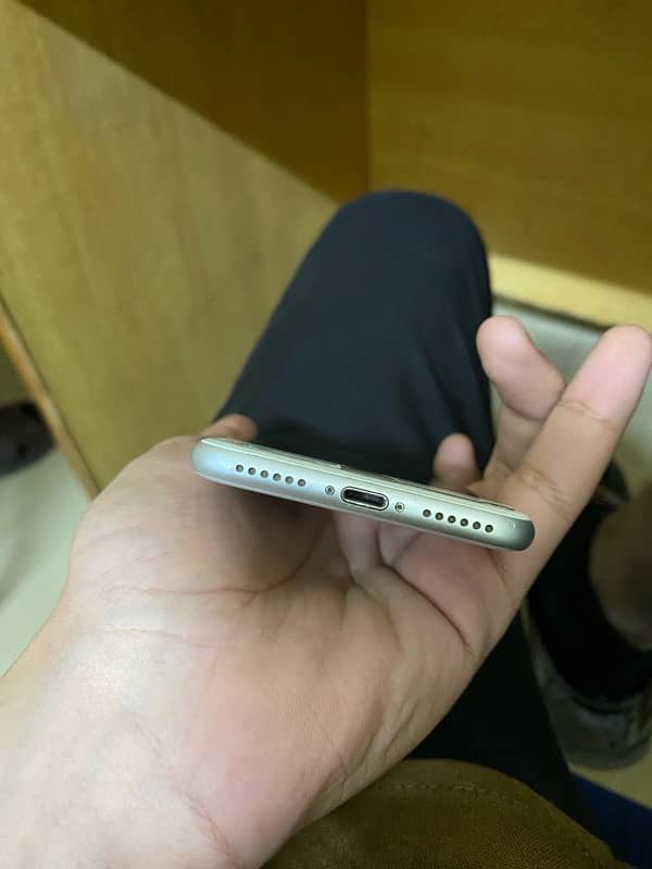 Iphone 8 non pta 3