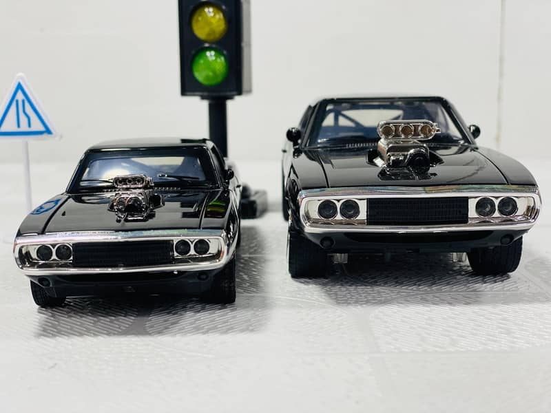 dodge challenger fast and furious Diecast Model cars 1/24 scale 8