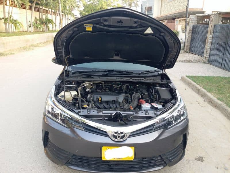 Toyota Corolla GLI 1.3 Automatic Model 2019 6