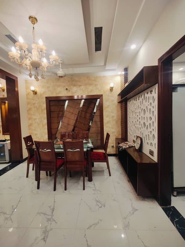 Luxury Furnished Lower Portion Available for Rent on Daily, Weekly & Monthly Basis in Bahria Town Lahore 1