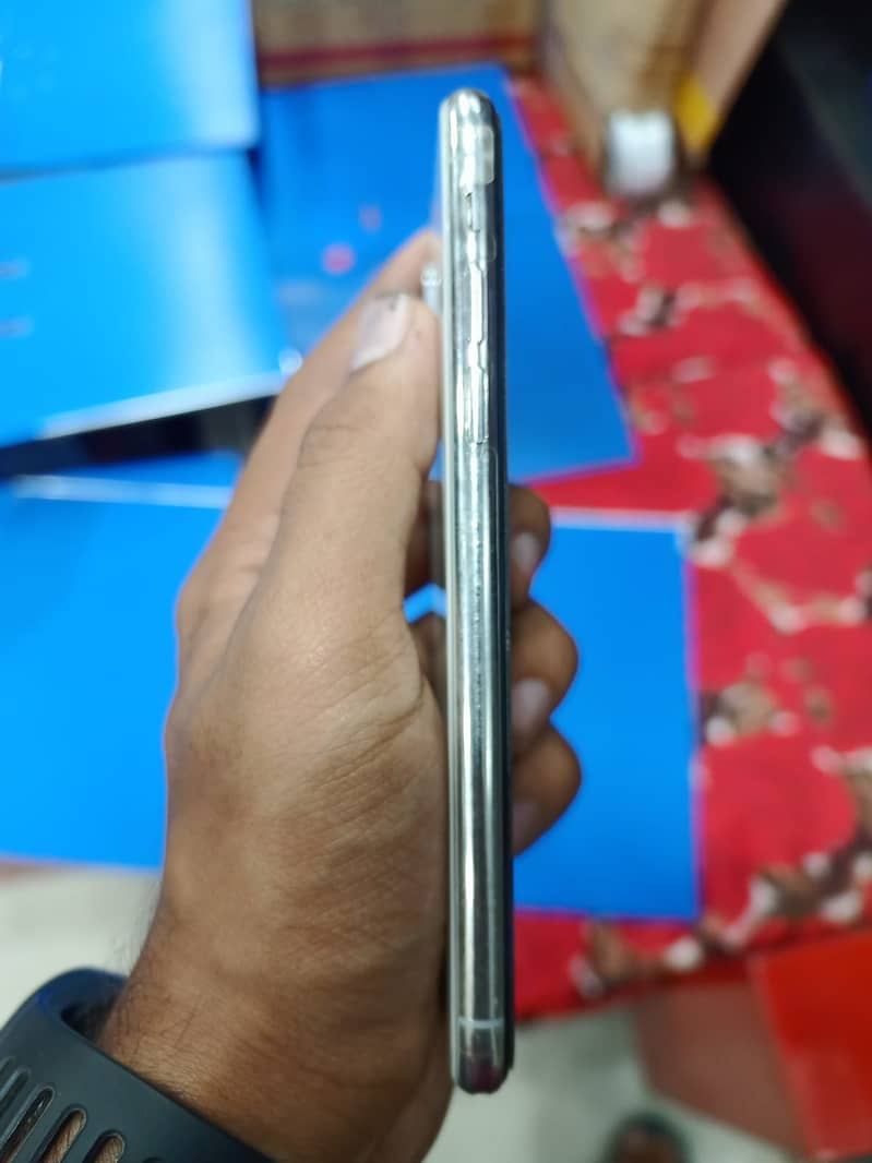 Iphone X 256GB PTA Approved 1