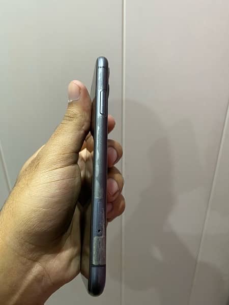 Iphone 11 PTA / Non Pta Both 2