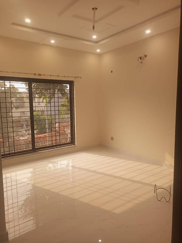 10 Marla Upper Portion For Rent In Jasmine Block Bahria Town Lahore 10