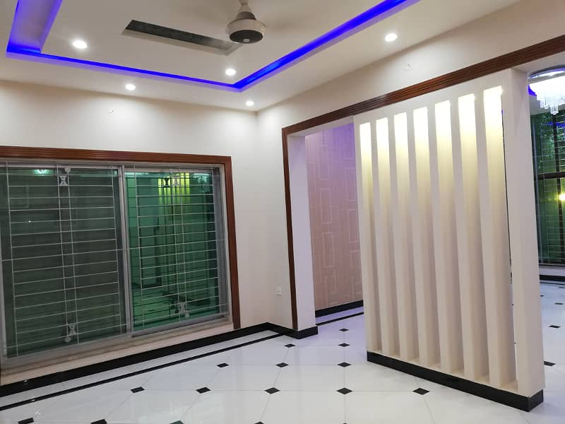 Brand New Luxury 1 Kanal House For Rent In Sector C Bahria Town Lahore 5