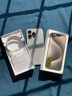 Iphone 15 Pro max Natural Titanium