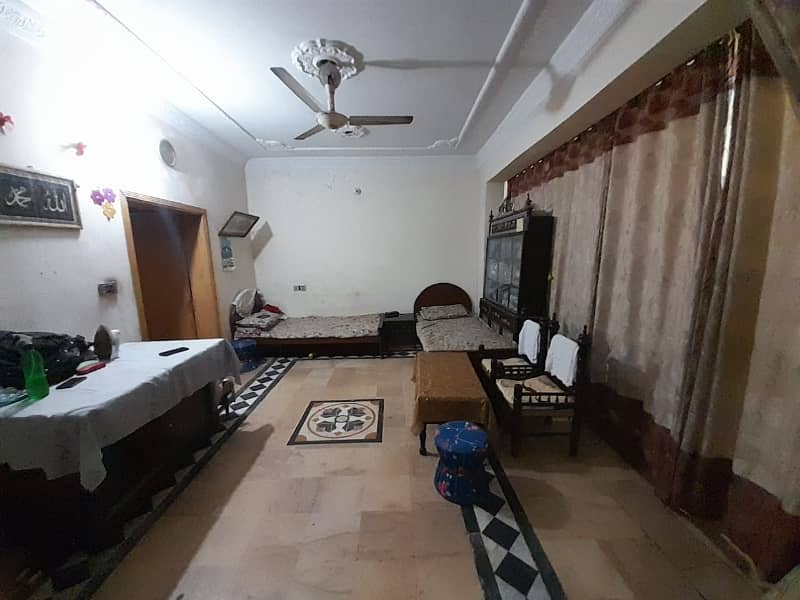 Ideal 10 Marla Double Storey House Available In Gulshan e iqbal 4