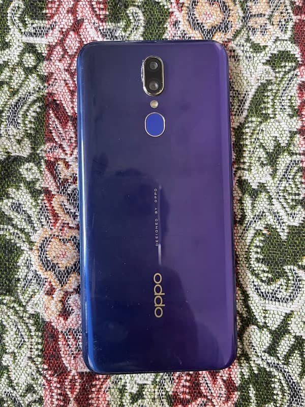 OPPO F11 3