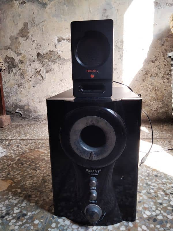 WOOFER WITH ONE SIDE SPEAKER 2