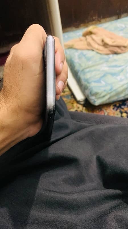 Iphone 8 plus pta approved 64 gb ( FAULTY ) 2