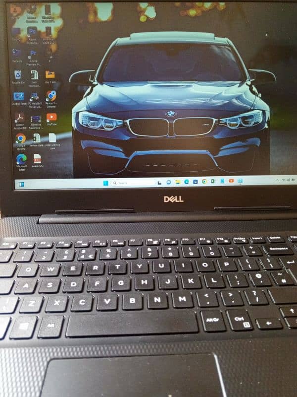 Dell laptop 10/10 condition 0