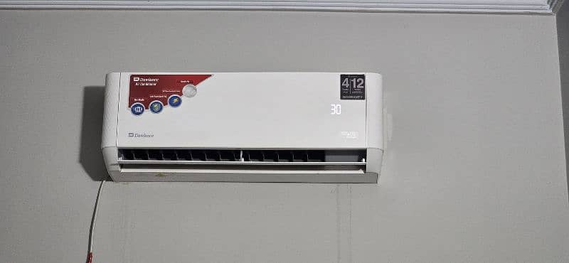 New 1 Ton Dawlance Inverter AC for sale at Throwing Price demanding AC 1