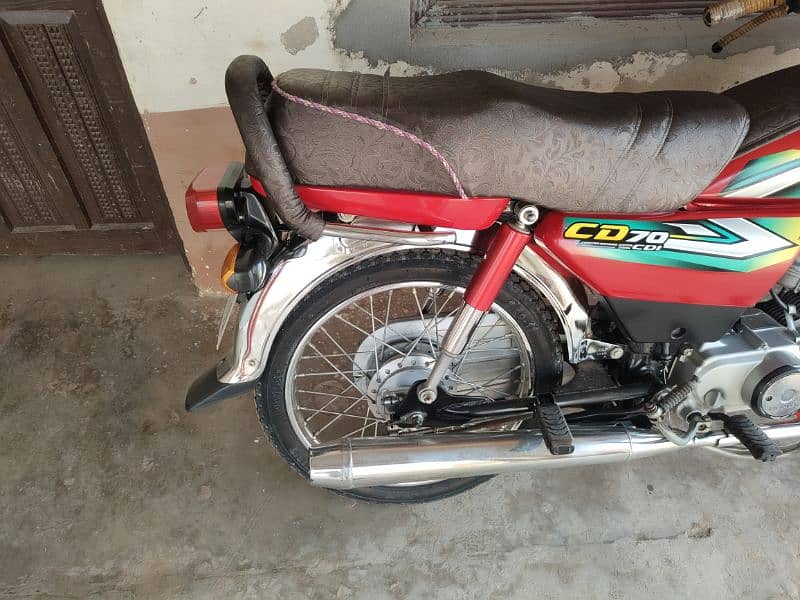 HONDA 70 FOR SALE MASHA ALLAH LIKE NEW BIKE 2ND KEY AVAILABLE 2