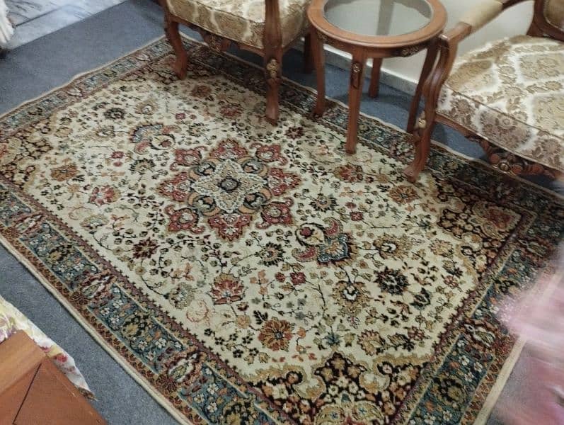 rug for sale in good condition 3