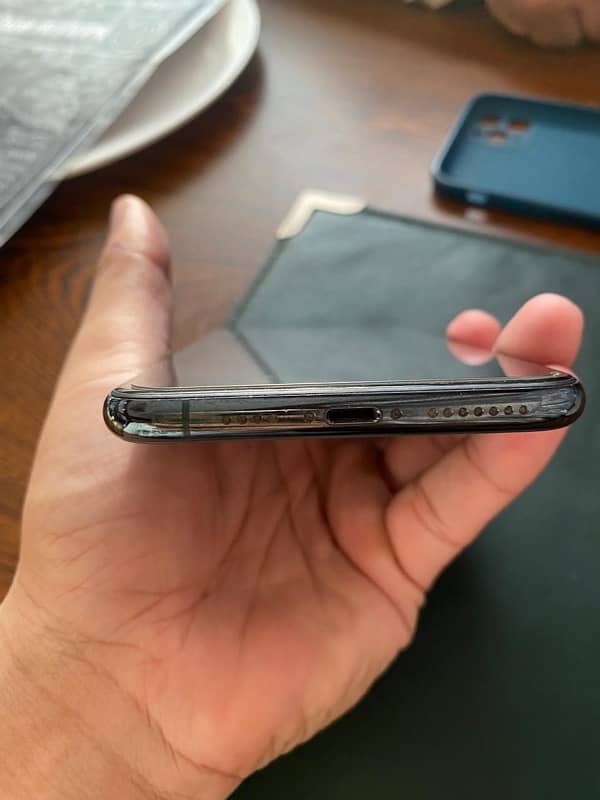 Iphone 11 pro max 0