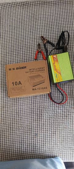 12 volts Batter Charger