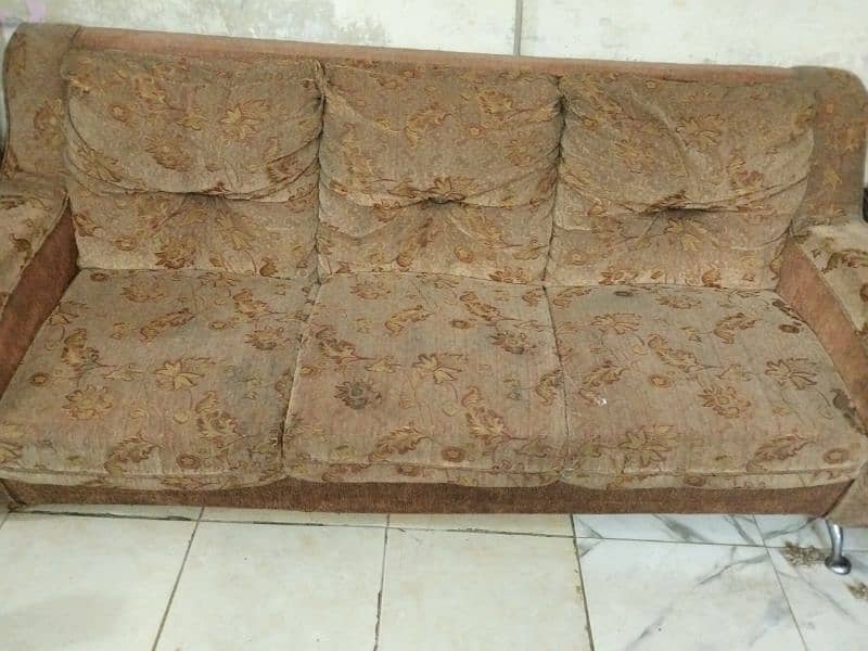 SOFA FOR SALE 0