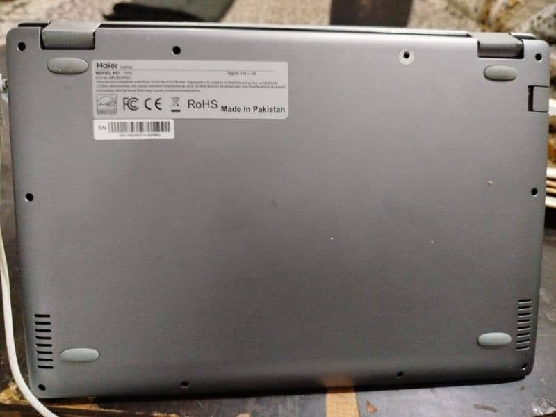 Haier Y11C laptop 4