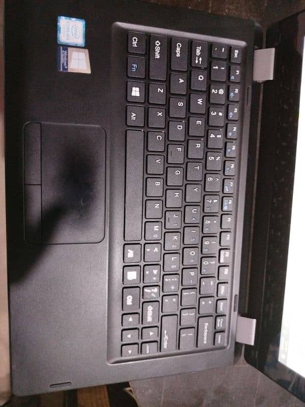 Haier Y11C laptop 7