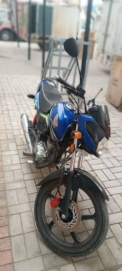 Honda CB125F BLUE